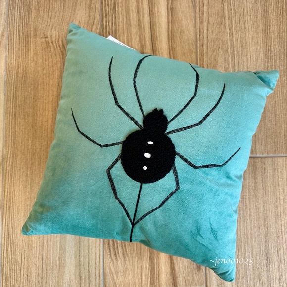 Halloween Reversible Velvet Spider Throw Pillow Turquoise Green - Hyde & EEK! - Picture 14 of 14